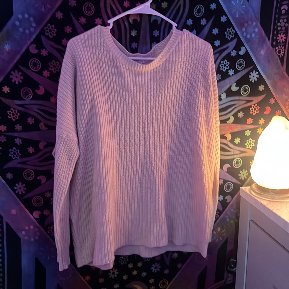 pink knitted flowy scoop neck sweater